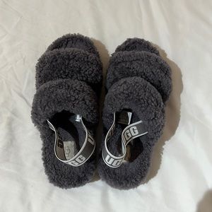 UGG Fluff yeah slingback sandal platform. Size: 7